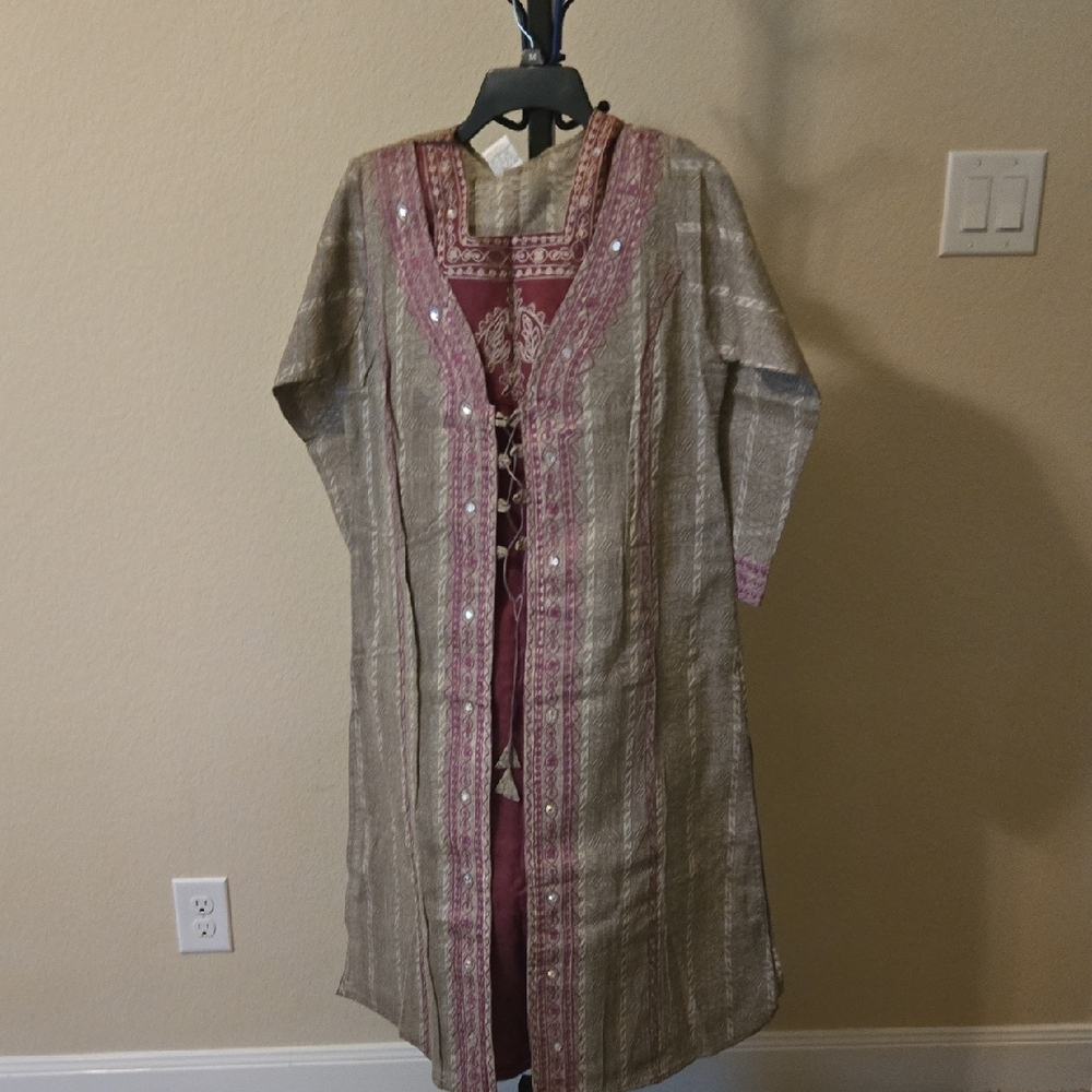 Elegant Pink and Gray Women's Kurta